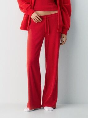 Aritzia homestretch rib kickback pant in flashing red